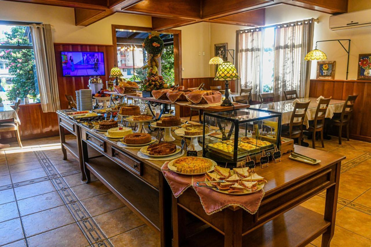 Hotel Pousada Kaster Грамаду Экстерьер фото
